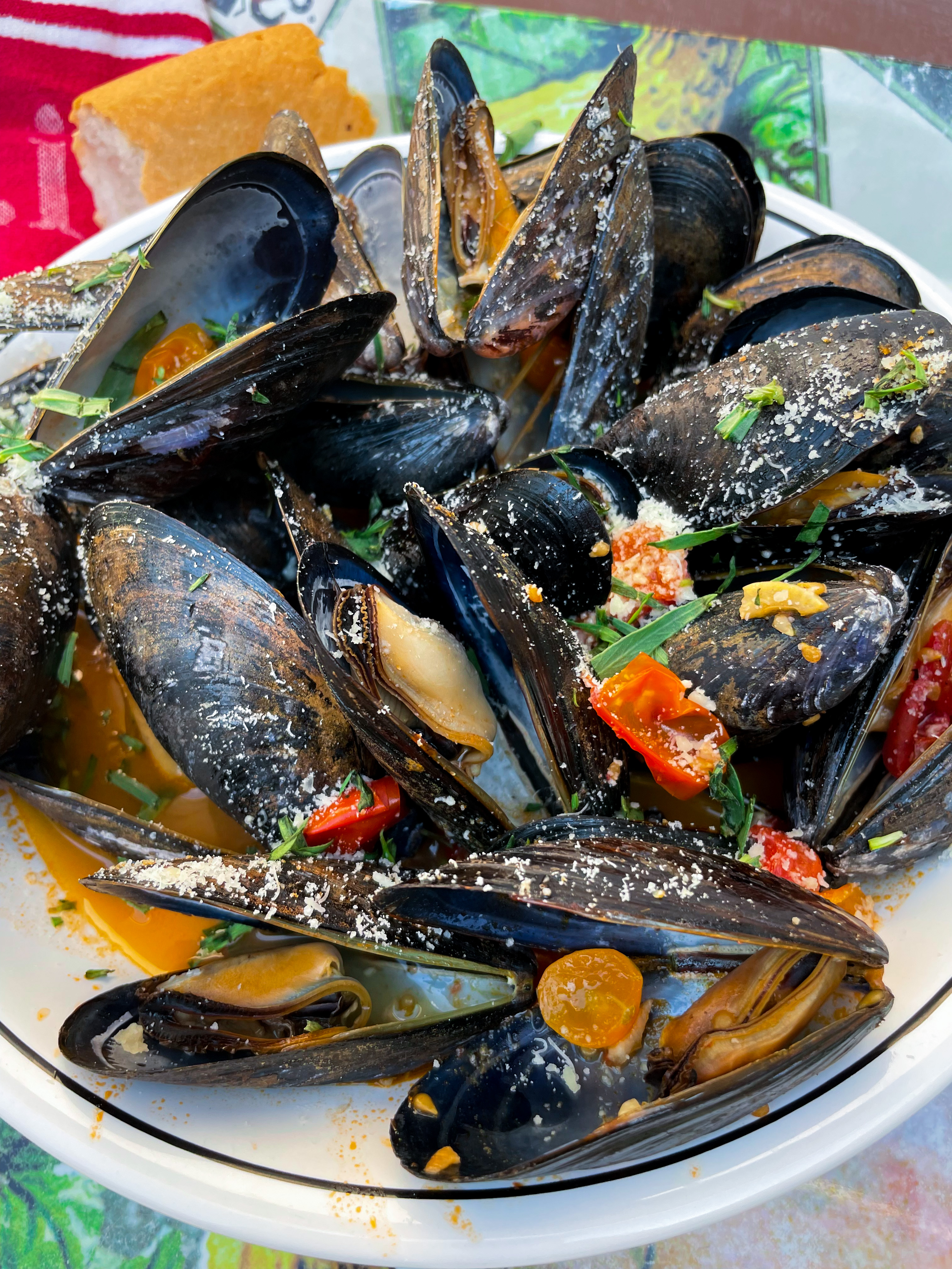 Steamed Mussels with Tomatoes | Best Recipes for Mussels