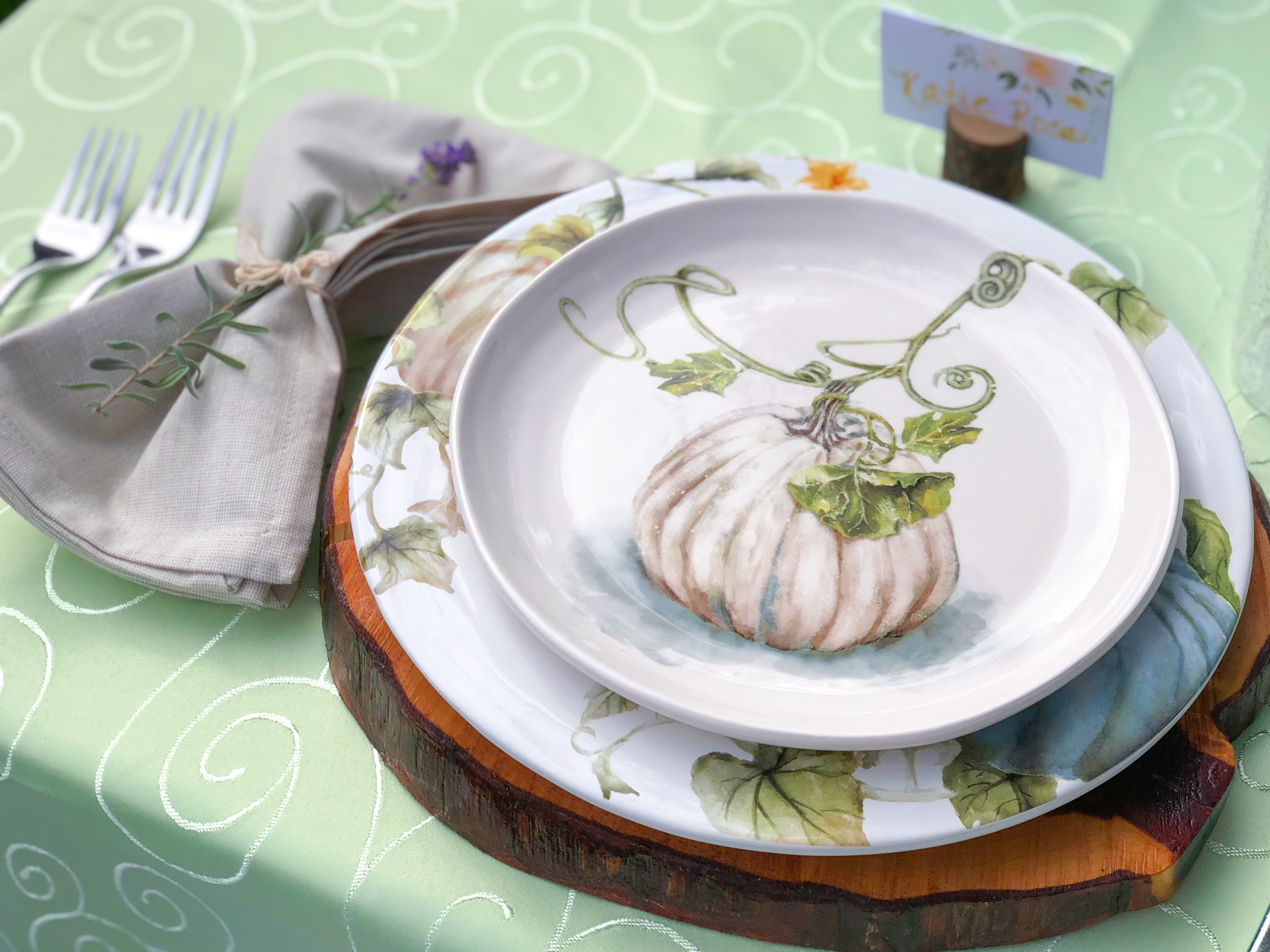 Autumn Dinner in the Garden