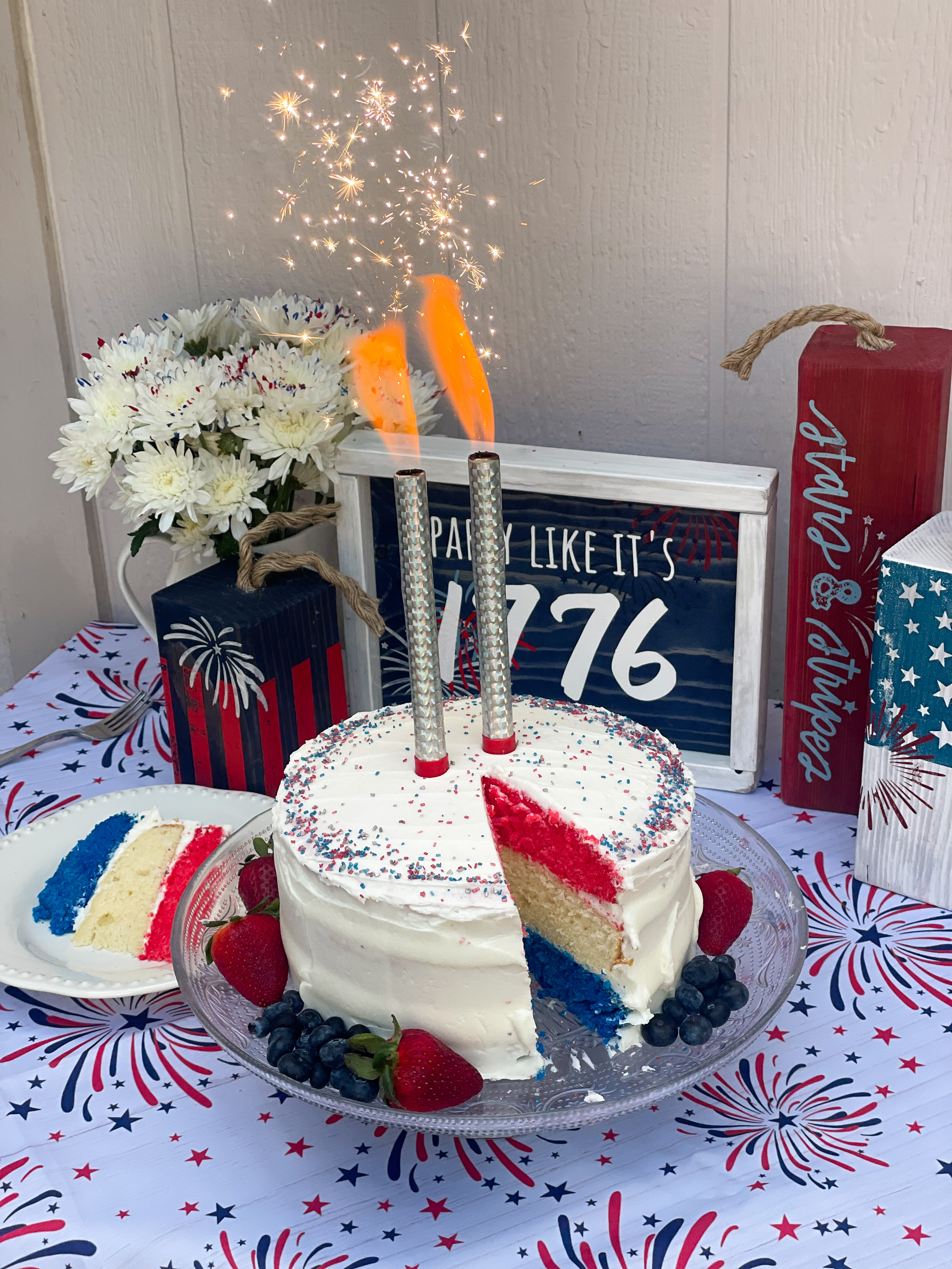 Red White and Blue Cake | 4th of July Dessert