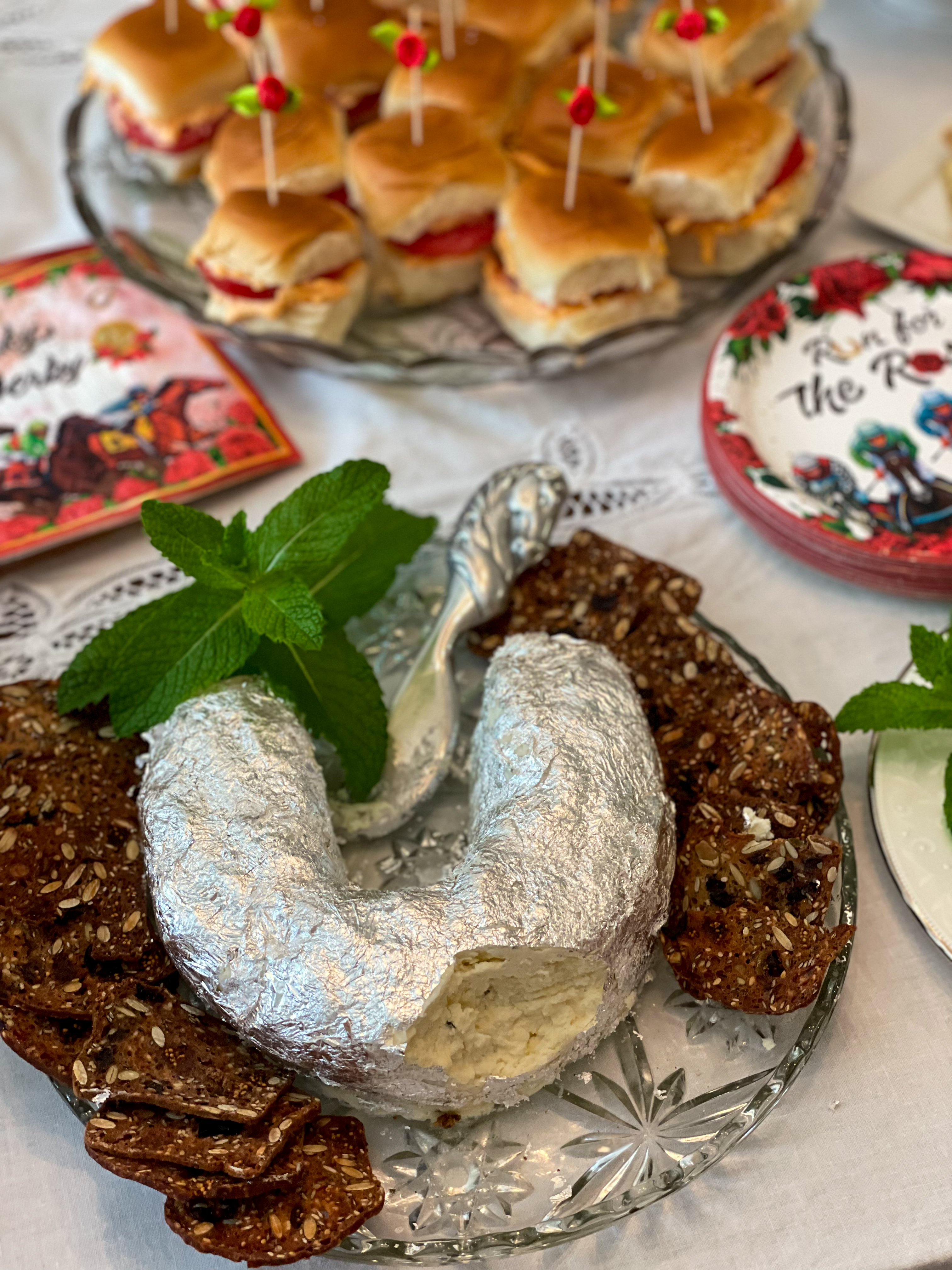 Horseshoe Cheese Ball